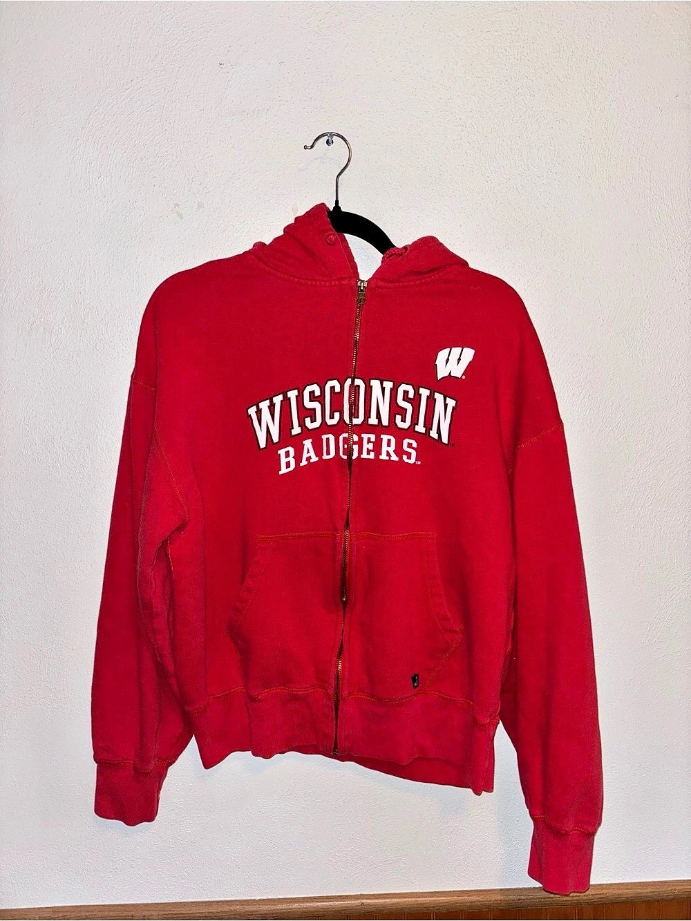Wisconsin Badgers Zip Hoodie in Red Like New